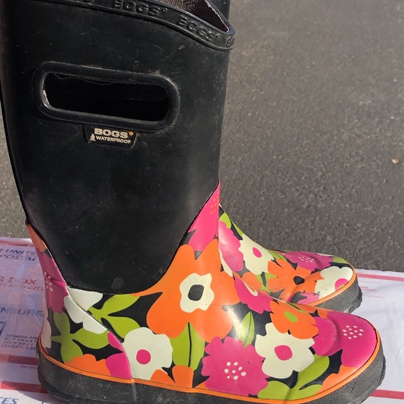 Bogs Harper Girl’s Spring Floral Waterproof Rain Boots Size 3 - Picture 2 of 12